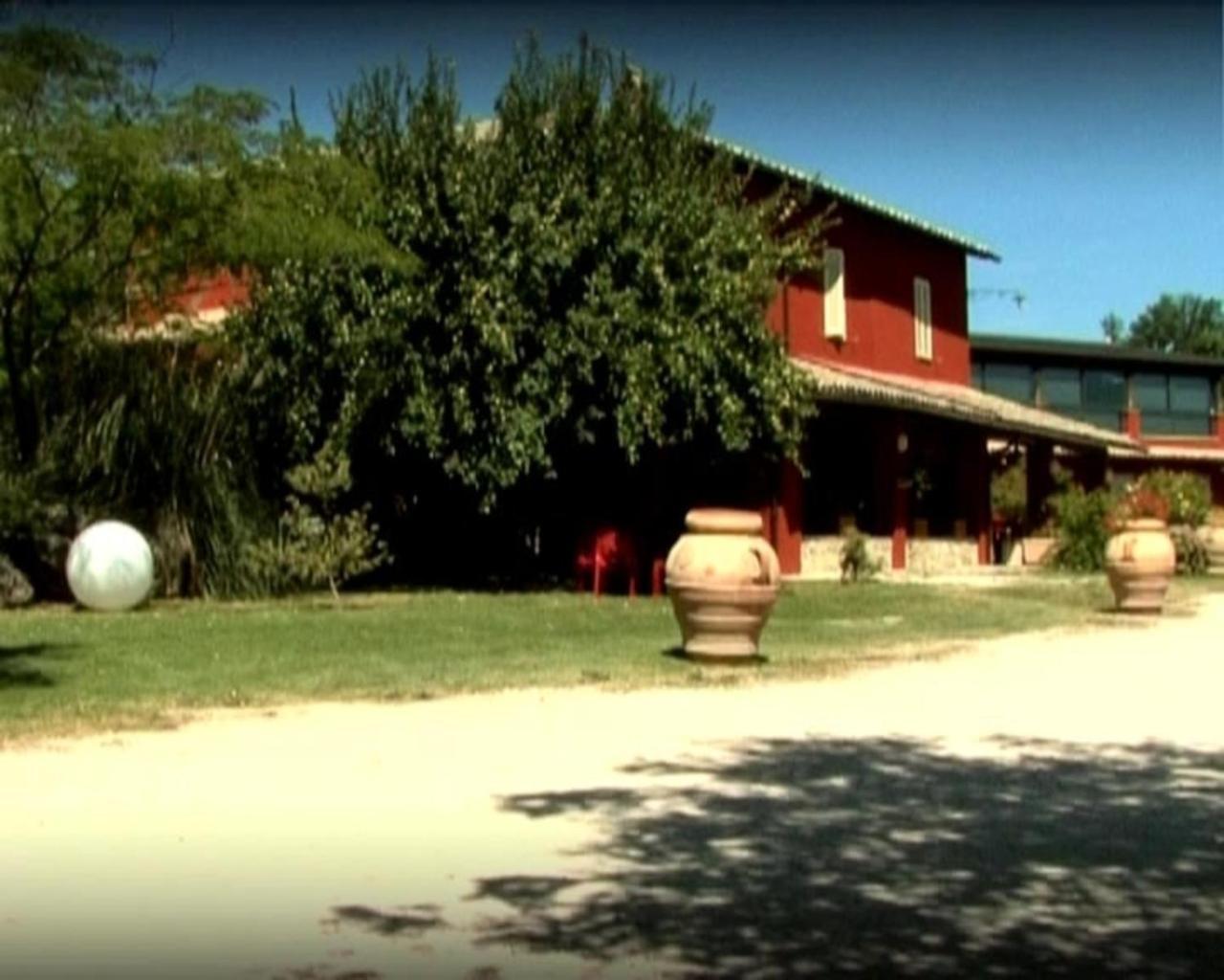 Il Poggio Dei Pettirossi Guest House Bevagna Bagian luar foto